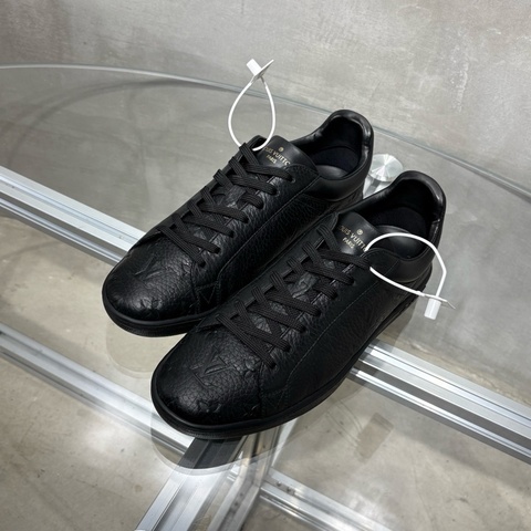 Louis Vuitton/路易威登 LV  Luxembourg 黑色板鞋 尺碼/UK6 40碼