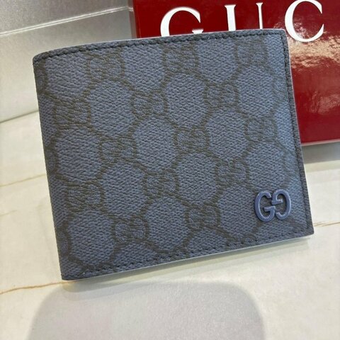 Gucci GG 灰藍色內襯對折短夾