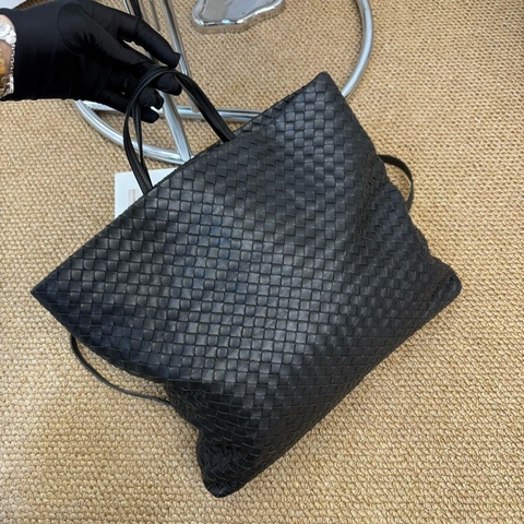 葆蝶家/Bottega Veneta  BV黑色編織手提斜挎