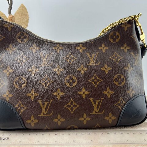 Louis Vuitton Boulogne 老花腋下斜挎包