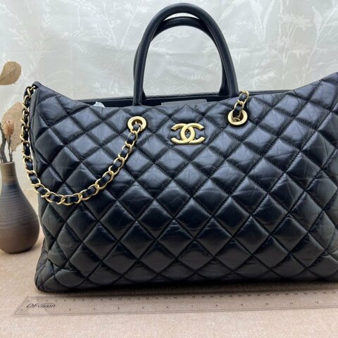 Chanel 菱格手柄鏈條托特包