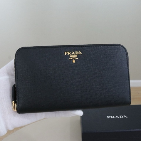 Prada 普拉達 Saffiano長款女士拉鍊錢包 尺寸10.5*19，配件盒子