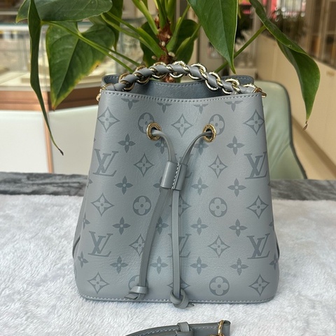 99新路易威登 Louis Vuitton NÉONOÉ BB 手袋  尺寸20 x 13 x 20