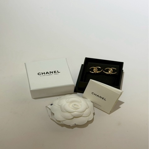 CHANEL｜26S 雙C耳夾
