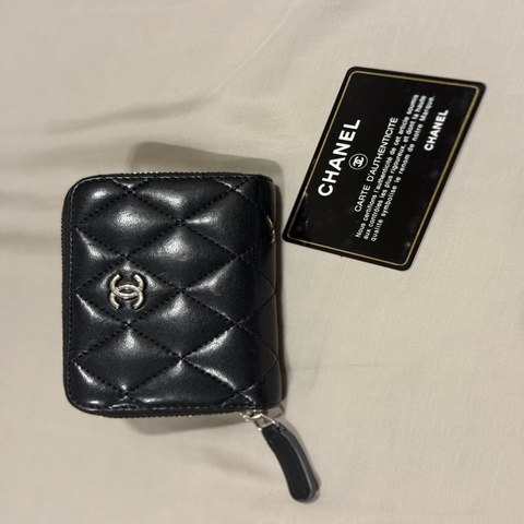 Chanel 香奈兒 經典黑銀經典拉鍊零錢包