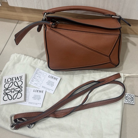 Loewe mini puzzle咖色