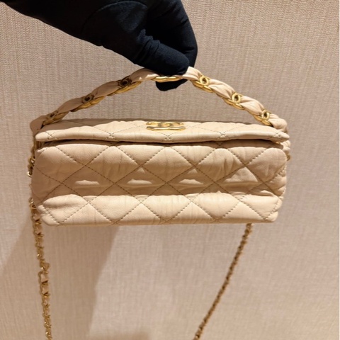 99新 Chanel香奈兒 hobo飯盒褶皺皮質米色金扣