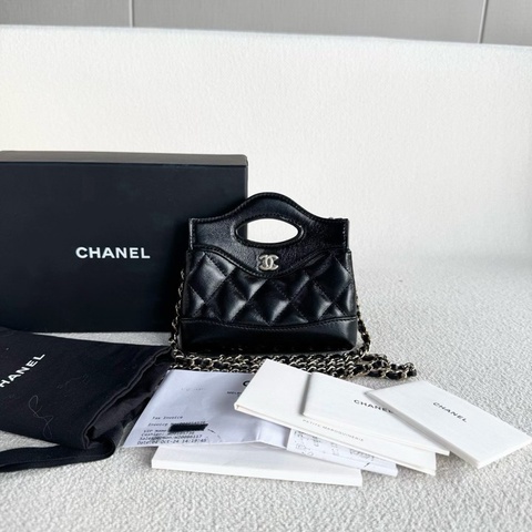 【威選精品】🖤 CHANEL 黑色超 Mini 31 Bag｜油蠟皮・淡金扣