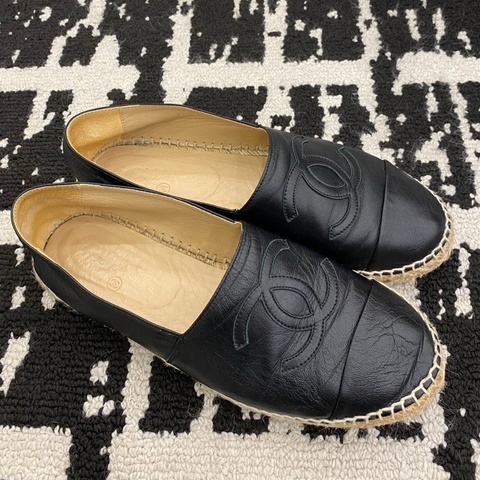 香奈兒CHANEL 女款黑色logo漁夫鞋休閒鞋 39碼