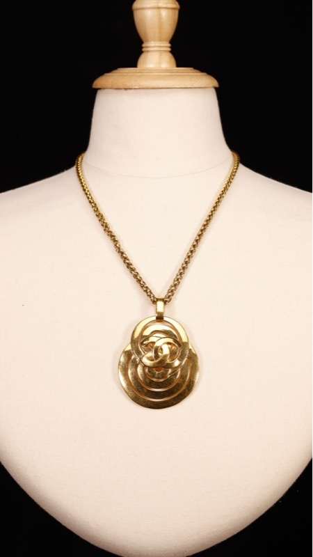 Chanel 95年素金葫芦吊坠项链