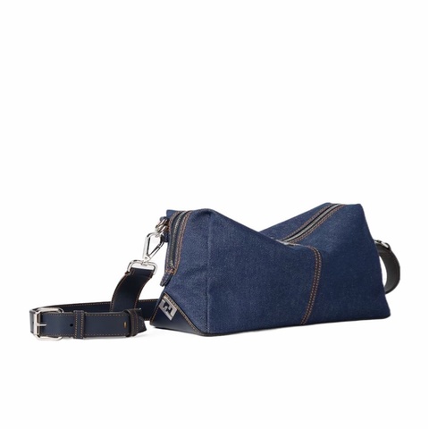 Fendi 男士 Fendi Lui 中號單肩包均碼碼中號、28cm*11cm*19cm