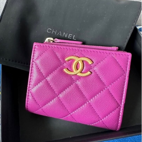 香奈兒Chanel 紫紅色銀包，特別顏色，100%全新