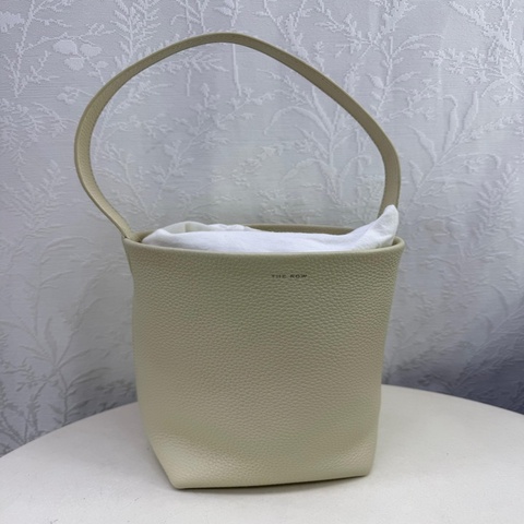 This is a THE ROW park N/S tote Small size bag