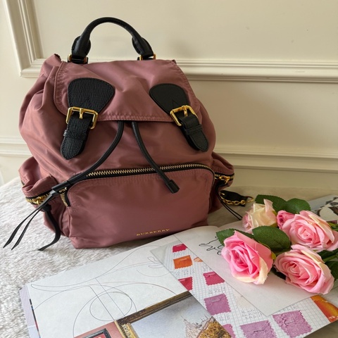 The Rucksack 尼龍拼皮革中型軍旅後背包(粉葵色)