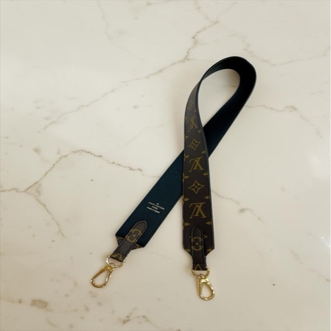 莉亞精品♡ LV J02288 背帶 二手美品
