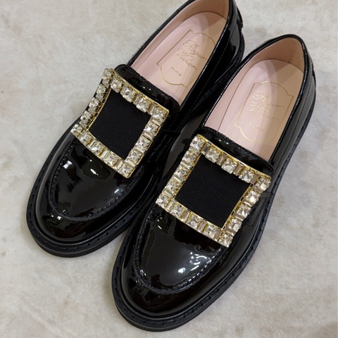 Roger vivier 鑽扣樂福鞋