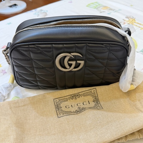 Gucci GG Marmont 24 相機包
