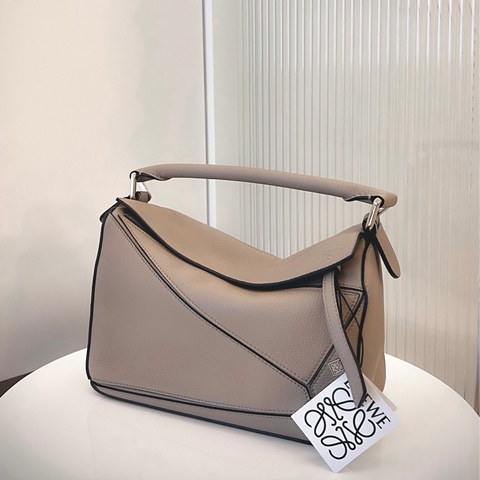 ［降價優惠］Loewe puzzle small 沙色(小號）附內襯