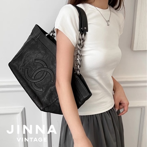 Chanel 黑銀荔枝皮革-浮雕大雙C tote Bag