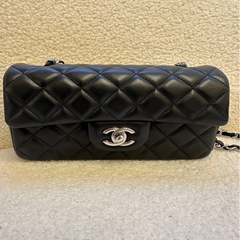 Chanel 24c cf mini 黑銀羊皮 2晶片款 98新 Chanel／香奈兒 24C 黑銀羊皮 cf 大mini 24晶片