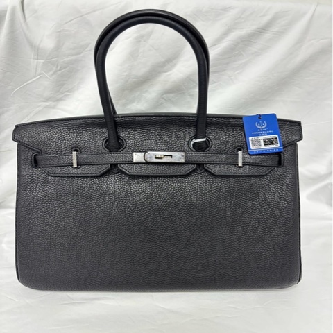 Hermes愛馬仕 Birkin35 黑銀 Togo皮 O刻印 2011年包，有鎖、鑰匙，圖片實拍，已過檢。