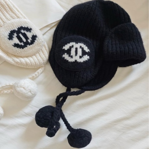 💖Chanel CC logo 黑色 毛帽 雷鋒帽💖 全新