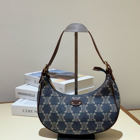 Celine 賽琳vintage TRIOMPHE牛仔布 腋下包