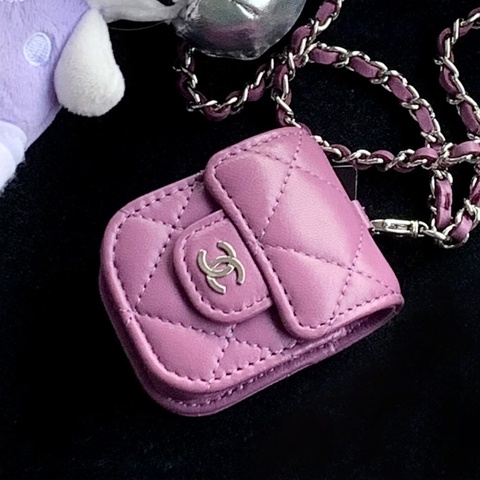 Chanel香奈兒 20b紫色銀扣羊皮耳機包 30開 5cm 🈚附件