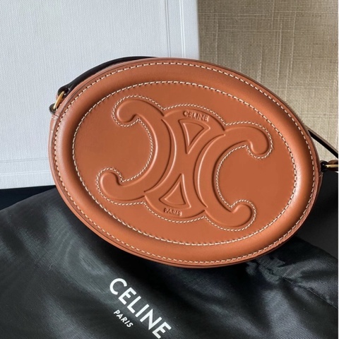 賽琳 Celine焦糖色金扣月餅單肩包小號 21年 15cm  配塵袋