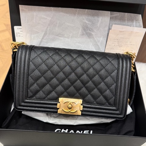 25年Chanel boy 中號 黑金 芯片款