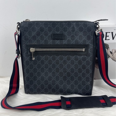 Gucci 古馳 男士斜挎包 郵差包