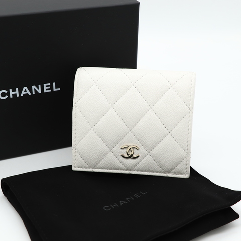 Chanel 香奈兒 白色 牛皮 兩折短夾 淡金扣 晶片款