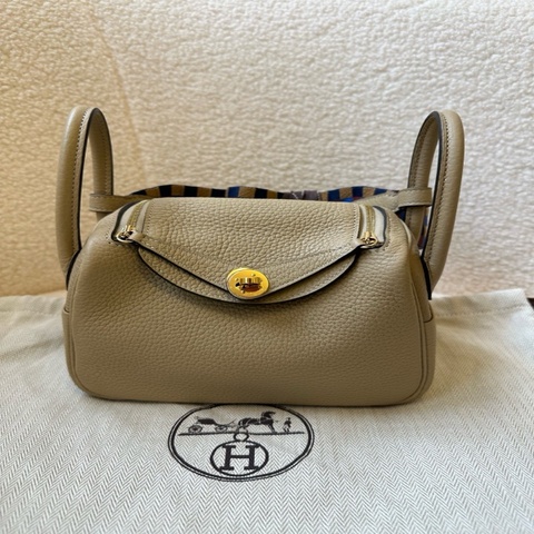 愛馬仕 Hermès Mini Lindy 風衣灰（Trench），U 刻印