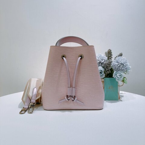 TW4923 Louis Vuitton 路易威登 水桶包 布肩帶Epi Neo Noe BB Pink x PHW