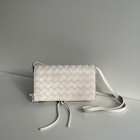 98新🆕 Bottega Veneta 寶緹嘉 編織斜背包 白色