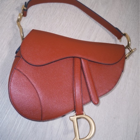 DIOR SADDLE馬鞍包 紅