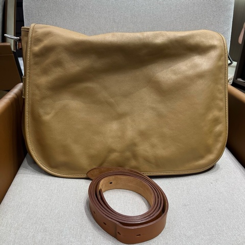 愛馬仕HERMES barda翻蓋男款 41*34