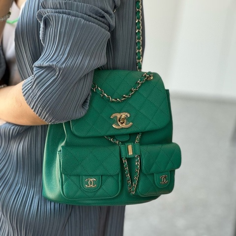 💎Chanel香奈兒｜24ADuma綠色金扣荔枝皮青蛙雙肩包｜小號｜99新芯片款