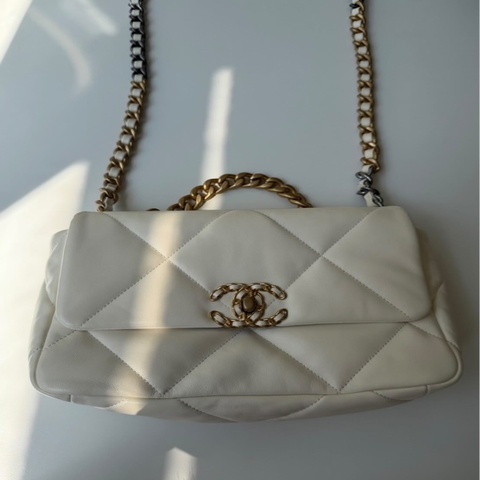 晶片款🫶🏻Chanel 19 bag 小號