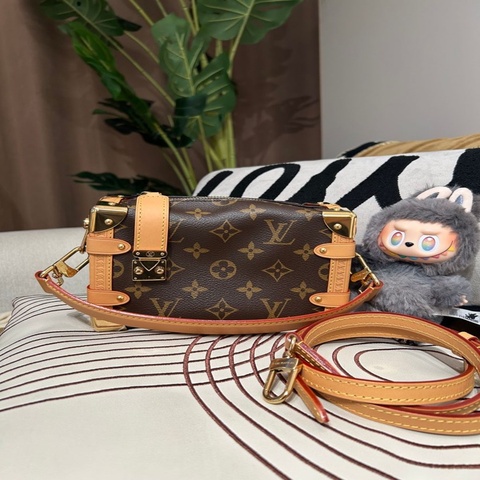 Lv Side Trunk PM M46815 100%Authentic ,98%new ✅Strap ✅dust bag ✅box