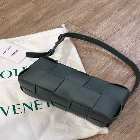 Bv bottega veneta brick cassette 肩背包