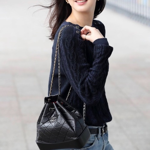 Lisa同款💗Chanel香奈兒🖤Gabrielle黑色流浪鴛鴦鏈條雙肩包小號