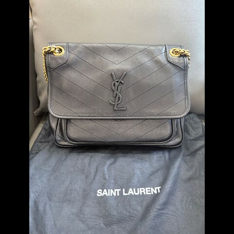 聖羅蘭 YSL Niki 黑色 中號 D扣 羊皮 底長28cm