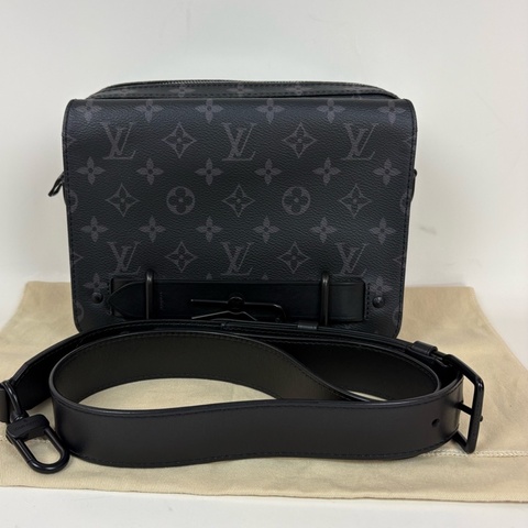 Louis Vuitton 路易威登 新款Steamer Monogram Eclipse 塗層帆布男士郵差單肩斜挎包，尺寸23.