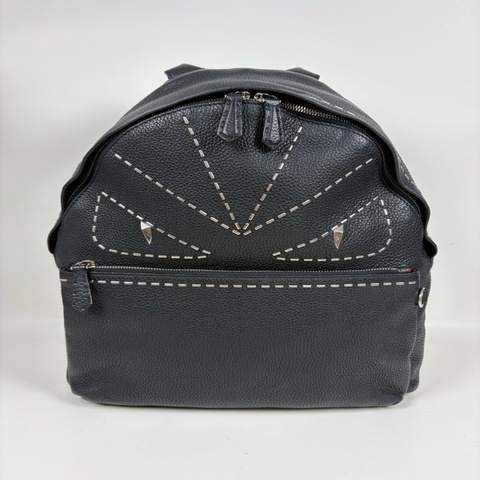Fendi/芬迪鉚釘小怪獸男士雙肩包0尺寸：33*39
