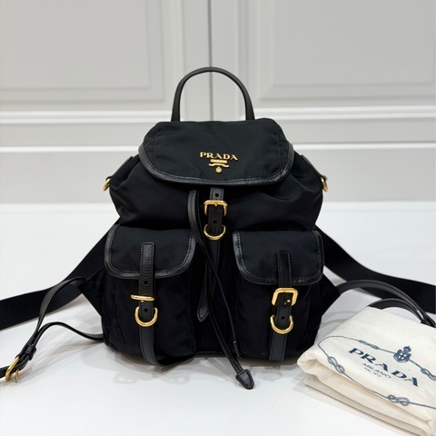 PRADA Ei Small Re-Nylon Backpack 金扣 尼龍 黑色 後背包 手提包 雙肩包 側背包