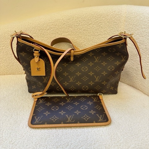 LV Carryall 小號，黃金尺寸，百搭熱門款，保值王者，每年都漲價，公價 23,000。