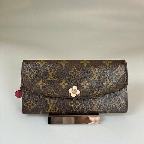 LV M64202 老花EMILIE花卉造型信封長夾