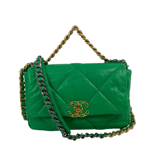 △ CHANEL 香奈兒 Green Lambskin 19 Bag Silver And Gold Tone Metal, Ruthenium-Finish Metal No.30 Chain 2 way bag 綠色小羊皮銀色和金色金屬, 鍍釕金屬No.30鎖鏈兩用袋-267012109