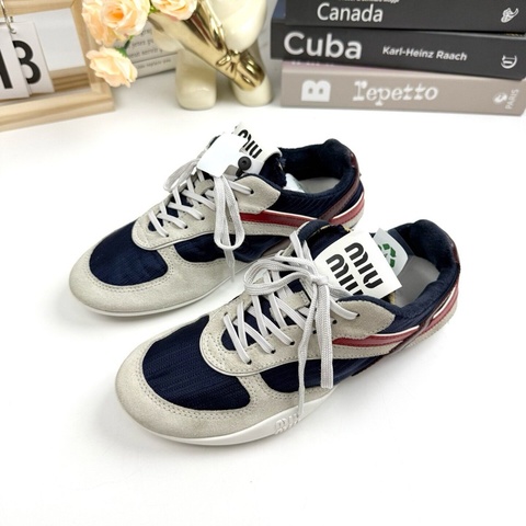 MIU MIU繆繆彩色飾帶德訓鞋 36碼 99新